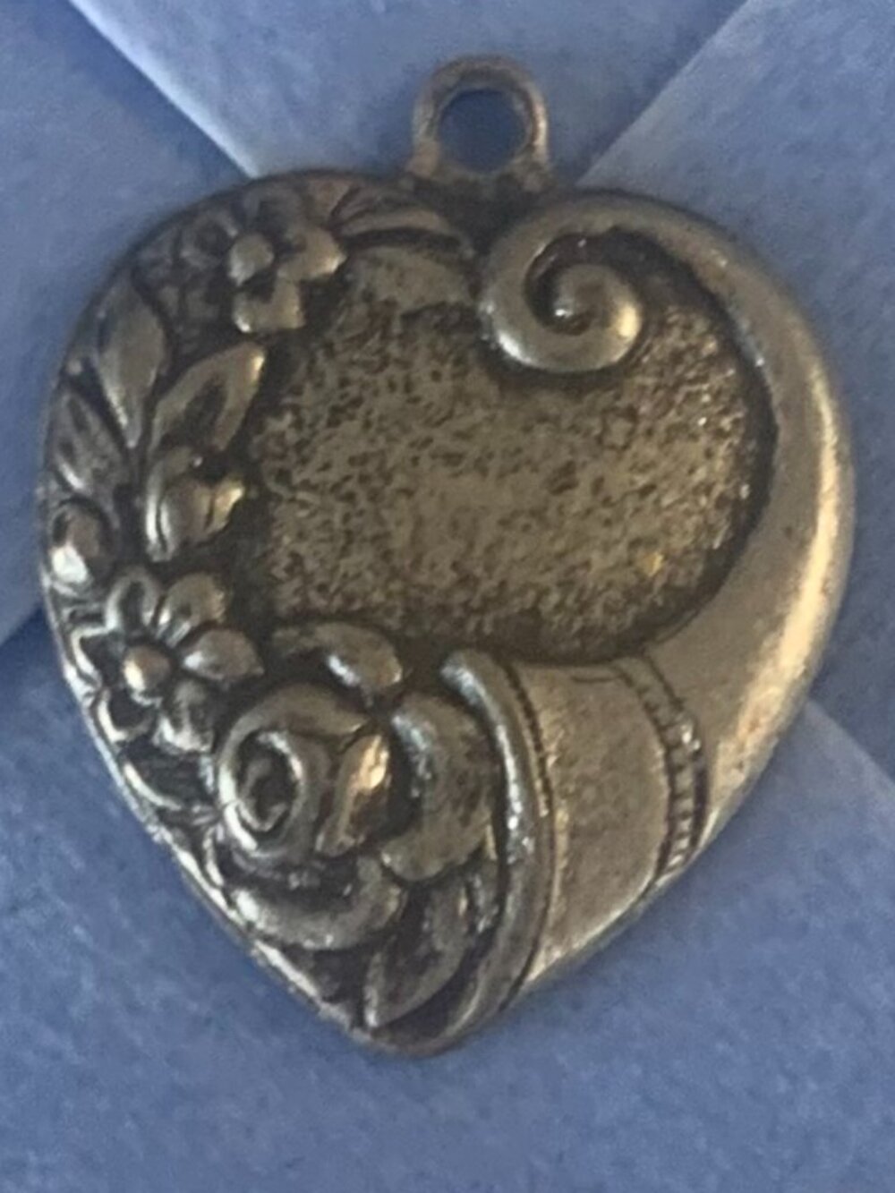 Pendants - Assorted - Picture 5 of 5